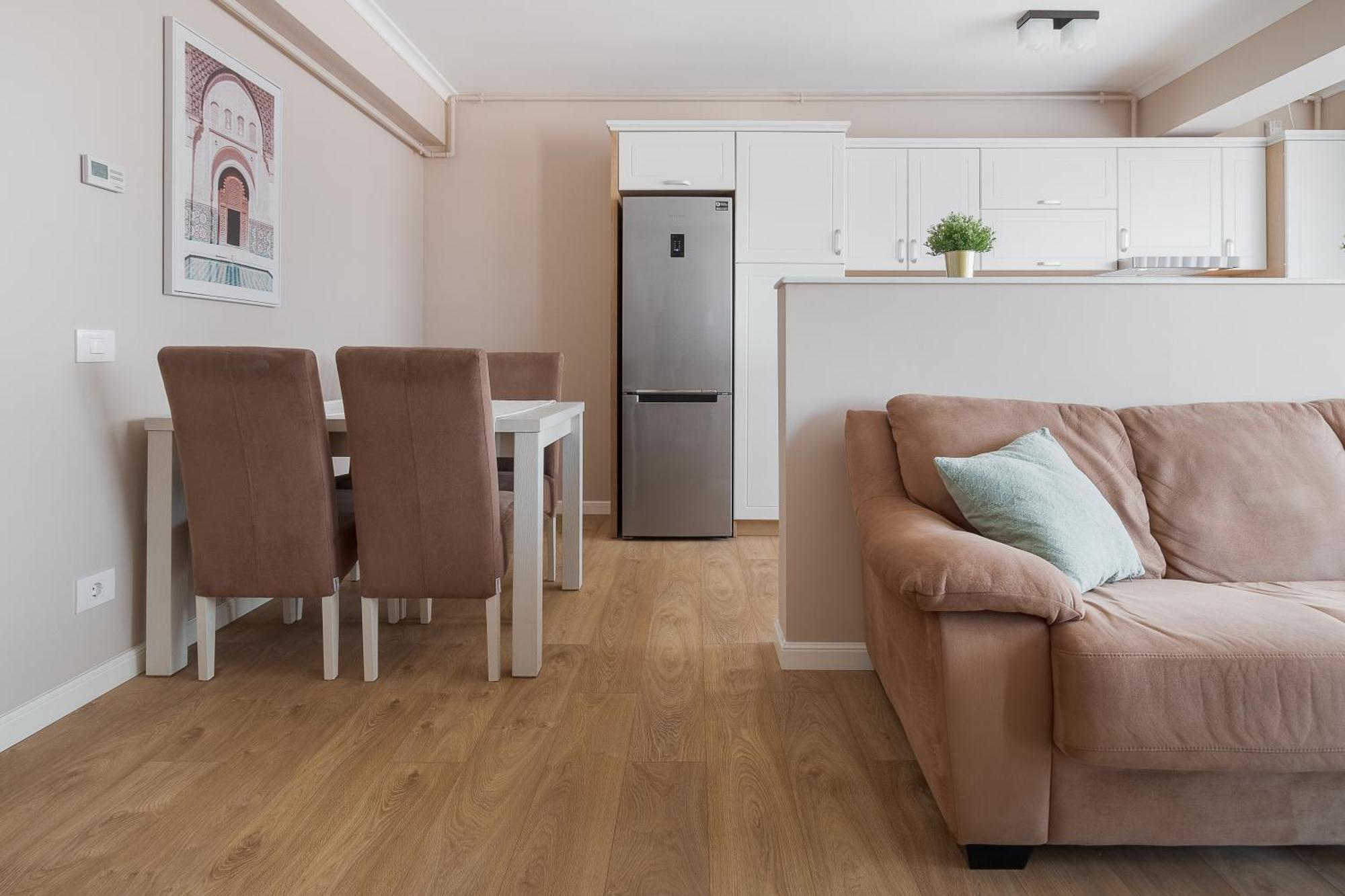 Apartamento Warm Flat Oradea Exterior foto
