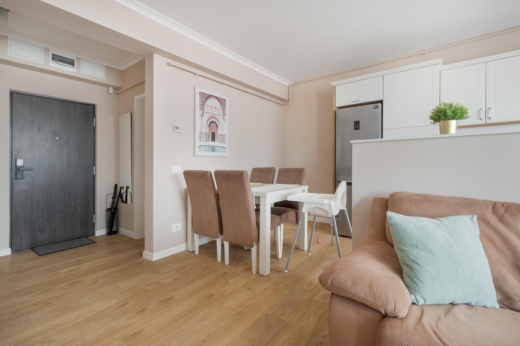 Apartamento Warm Flat Oradea Exterior foto